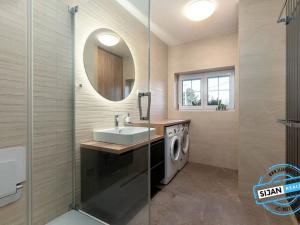 Prodej rodinného domu, Raduň, 9. května, 220 m2