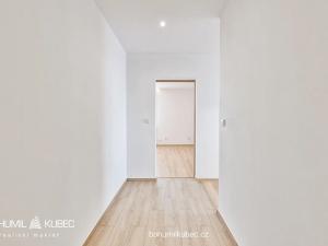 Prodej bytu 3+1, Jindřichův Hradec, sídliště Vajgar, 62 m2