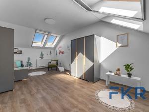 Prodej rodinného domu, Klínec, 180 m2