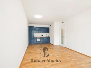 Pronájem bytu 2+kk, Praha - Modřany, Mezi vodami, 50 m2
