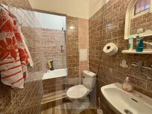 Pronájem bytu 2+kk, Praha - Holešovice, Tusarova, 56 m2