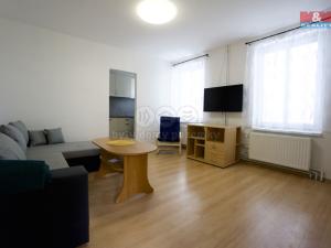 Pronájem bytu 3+1, Zlín, Mostní, 52 m2
