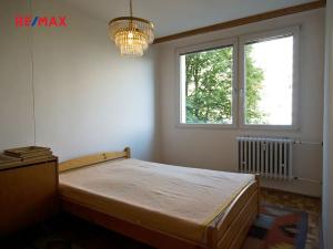Pronájem bytu 3+1, Praha - Kobylisy, Frýdlantská, 71 m2