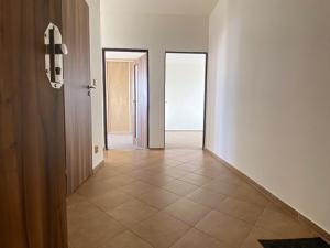 Pronájem bytu 2+1, Ostrava, Jiřinková, 58 m2