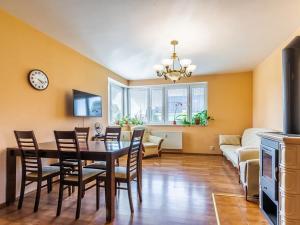 Prodej bytu 4+kk, Praha - Újezd nad Lesy, Domanovická, 108 m2