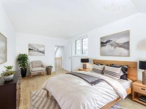 Prodej bytu 3+kk, Všestary, Strančická, 111 m2