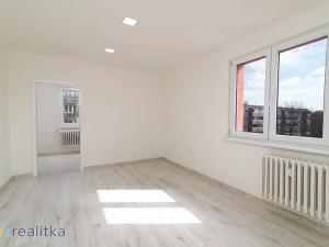 Prodej bytu 3+1, Karviná, Haškova, 55 m2