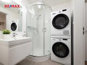 Pronájem bytu 1+kk, Praha - Háje, Výstavní, 32 m2