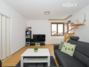 Prodej bytu 2+1, Újezd u Brna, Rozprýmova, 67 m2