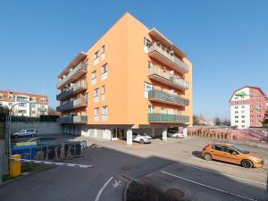 Pronájem bytu 3+kk, Brno, Molákova, 79 m2