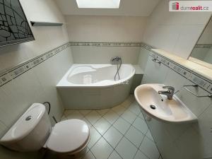 Pronájem rodinného domu, Praha - Vinoř, Na rampách, 120 m2