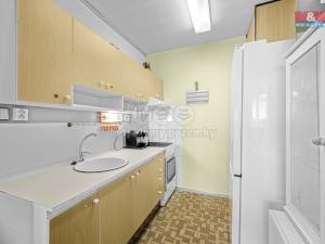 Prodej bytu 2+kk, Praha - Petrovice, Kurčatovova, 43 m2
