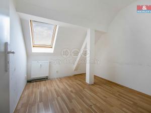 Prodej rodinného domu, Heřmanova Huť - Vlkýš, Revoluční, 401 m2