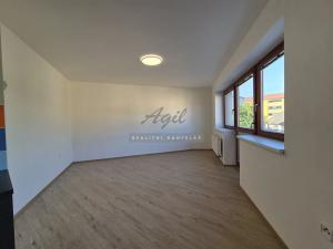 Pronájem bytu 2+kk, Šlapanice, 48 m2