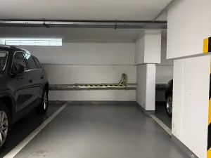 Pronájem bytu 2+kk, Praha - Uhříněves, Venušina, 49 m2