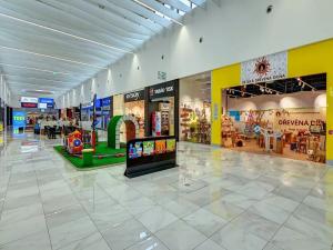 Pronájem obchodního prostoru, Ostrava, Spojovací, 511 m2
