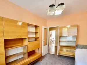 Pronájem bytu 3+1, Praha - Čimice, Křivenická, 72 m2
