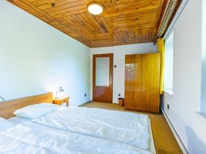 Prodej rodinného domu, Rudník, 402 m2