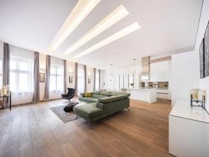 Pronájem bytu 3+kk, Praha - Nové Město, Truhlářská, 192 m2