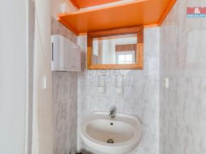 Pronájem obchodního prostoru, Mariánské Lázně, Hlavní třída, 69 m2