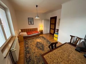 Pronájem bytu 1+1, Praha - Čimice, Ke hřišti, 25 m2