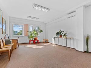 Prodej kanceláře, Vsetín, Na Příkopě, 52 m2