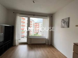 Pronájem bytu 1+kk, Praha - Zličín, Milotická, 32 m2