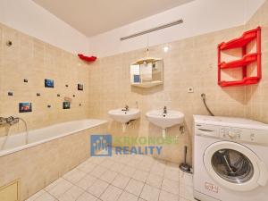Prodej bytu 3+1, Trutnov - Horní Staré Město, Dlouhá, 100 m2