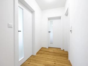 Prodej bytu 3+kk, Praha - Troja, Velká skála, 89 m2