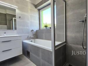 Pronájem bytu 3+kk, Písek, Cihlářská, 83 m2