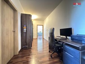 Prodej bytu 4+1, Velešín, Sídliště, 78 m2