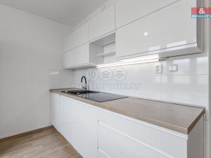 Prodej bytu 4+1, Klatovy - Klatovy II, Na Chuchli, 81 m2
