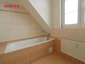 Pronájem bytu 2+kk, Kladno, Floriánská, 57 m2