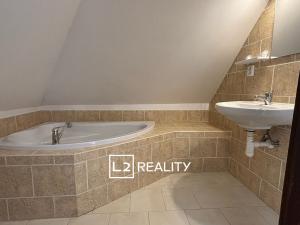 Prodej rodinného domu, Hovorčovice, Hlavní, 150 m2