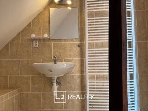 Prodej rodinného domu, Hovorčovice, Hlavní, 150 m2