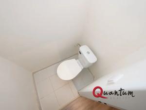 Pronájem bytu 2+1, Praha - Žižkov, Rečkova, 59 m2