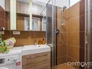 Prodej bytu 2+kk, Jesenice, Hrnčířská, 48 m2