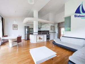 Prodej bytu 4+kk, Beroun, Na Golfu, 118 m2
