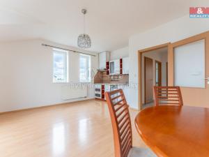 Prodej bytu 3+kk, Praha, Velkoosecká, 67 m2