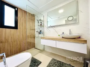 Prodej rodinného domu, Guardamar del Segura, Španělsko, 180 m2