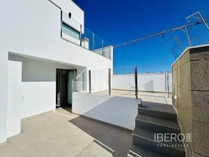 Prodej rodinného domu, Guardamar del Segura, Španělsko, 180 m2