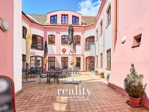 Pronájem obchodního prostoru, Znojmo, Horní náměstí, 36 m2