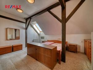 Prodej vícegeneračního domu, Kolín, K Raškovci, 200 m2