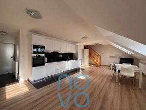 Pronájem bytu 2+kk, Praha - Libeň, Novákových, 78 m2