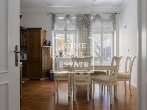 Prodej bytu 3+kk, Karlovy Vary, Mariánskolázeňská, 206 m2