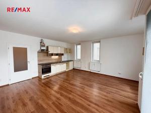 Prodej bytu 1+kk, Velký Osek, U hřiště, 39 m2
