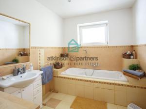 Prodej rodinného domu, České Budějovice - České Budějovice 7, Komenského, 180 m2