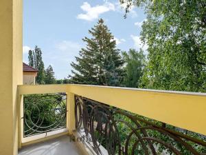 Pronájem bytu 2+1, Mníšek pod Brdy, 5. května, 49 m2