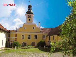 Prodej ubytování, Římov, 6000 m2