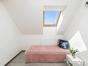 Prodej rodinného domu, Březová-Oleško, Východní, 285 m2